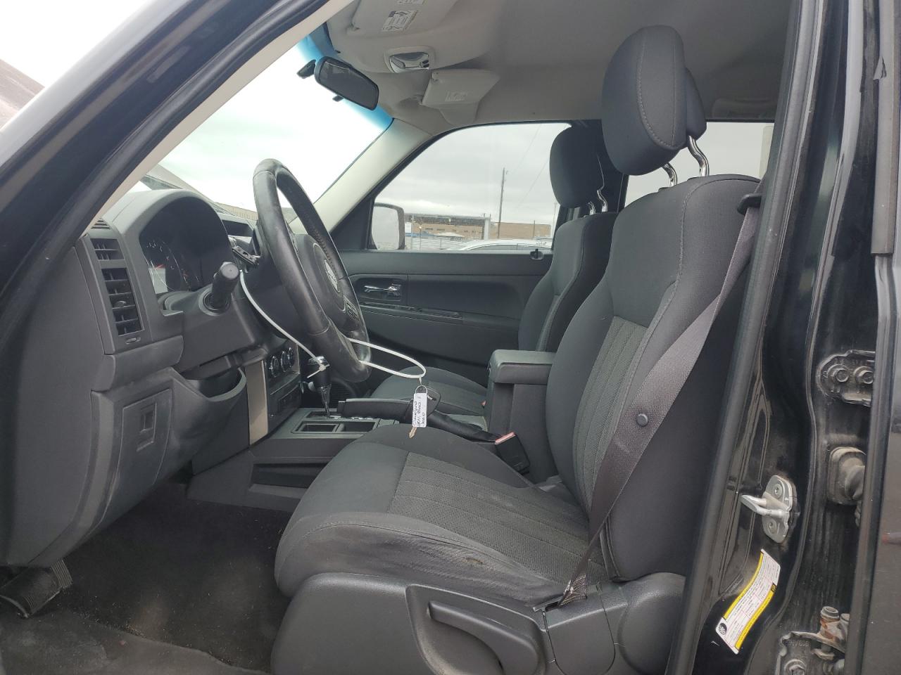 2011 Jeep Liberty (North America) - Image 7