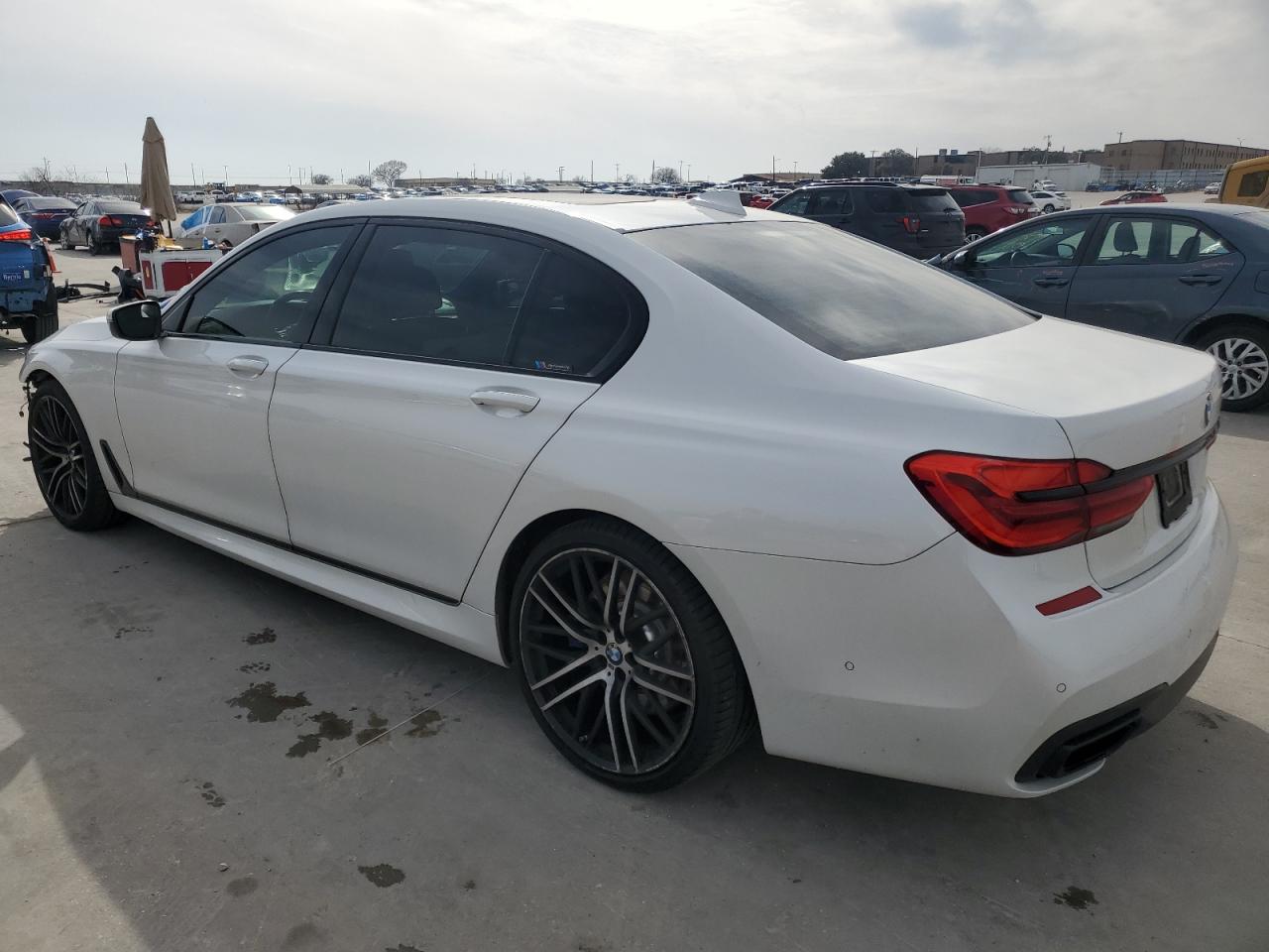 2019 BMW 7er - Image 2