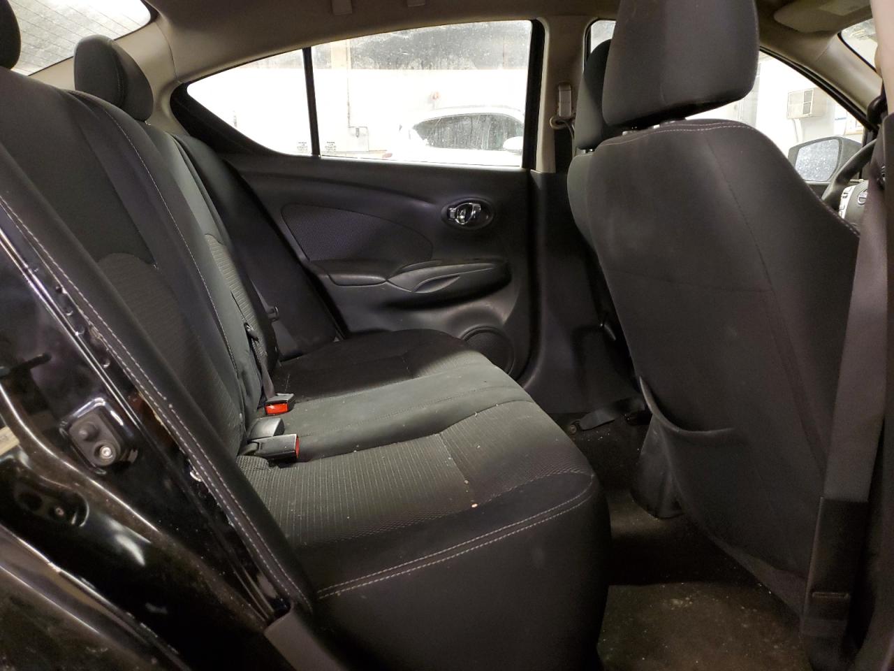 2015 Nissan Versa - Image 10