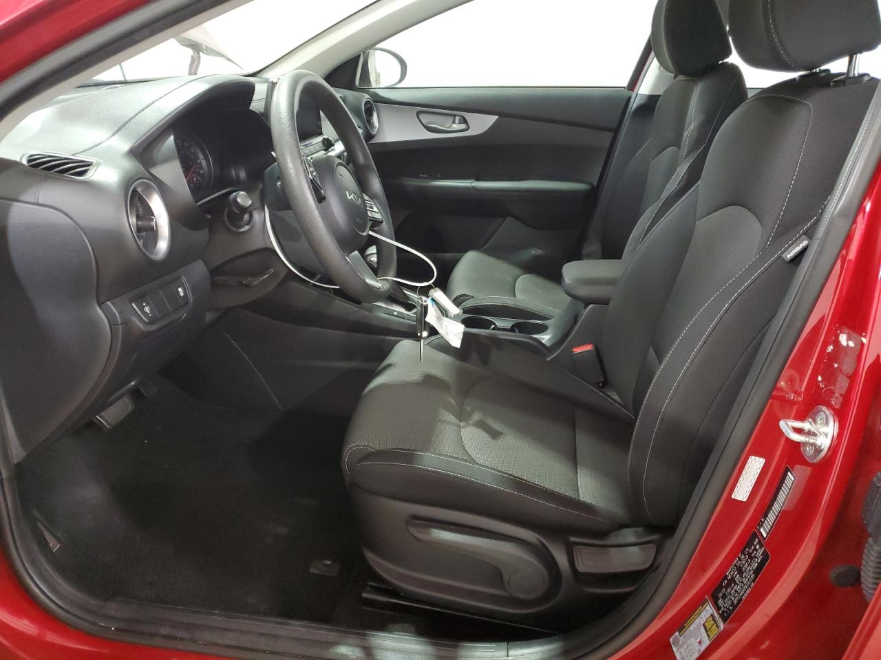 2023 Kia Forte - Image 7