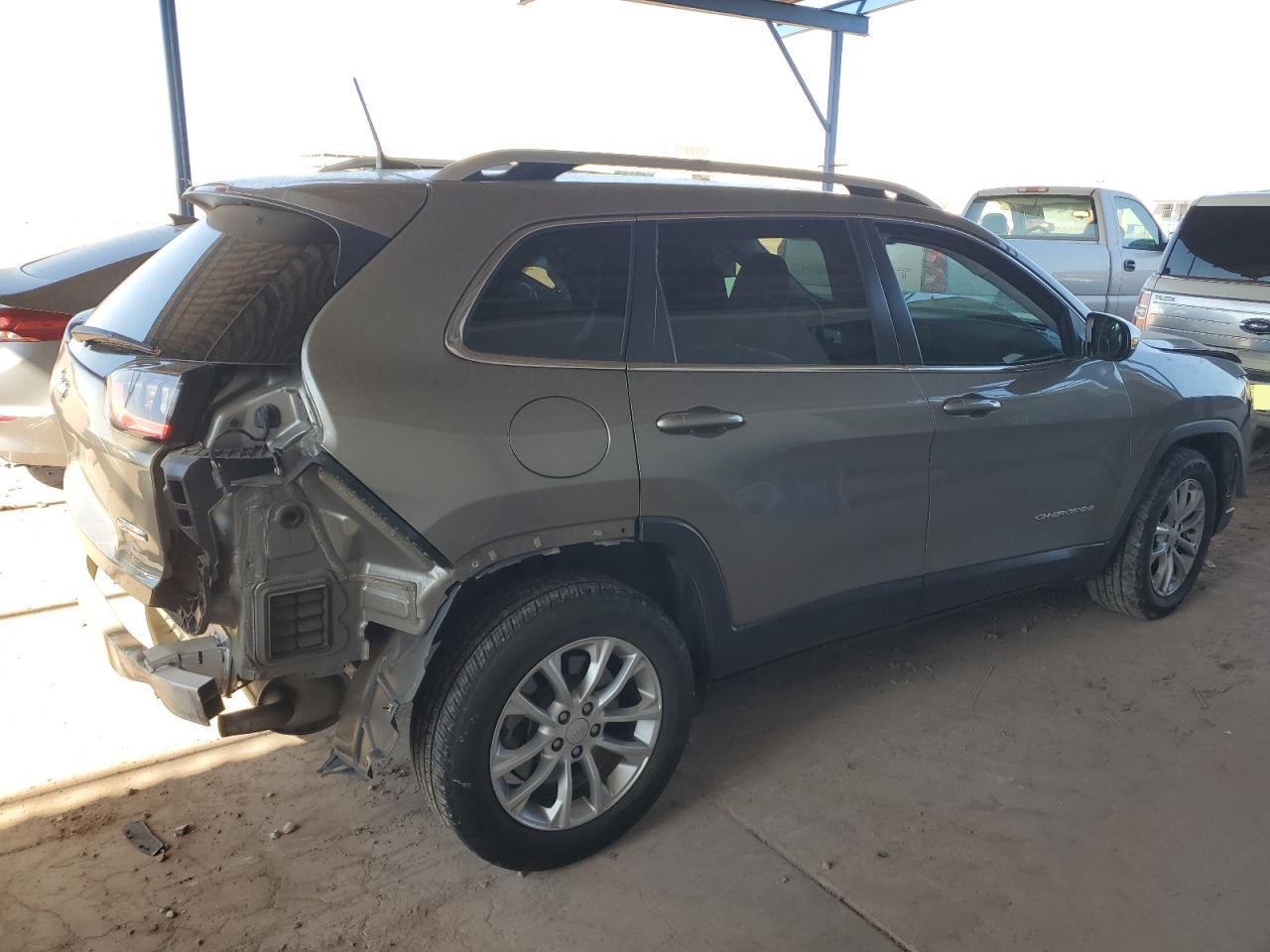 2019 Jeep Grand Cherokee - Image 3