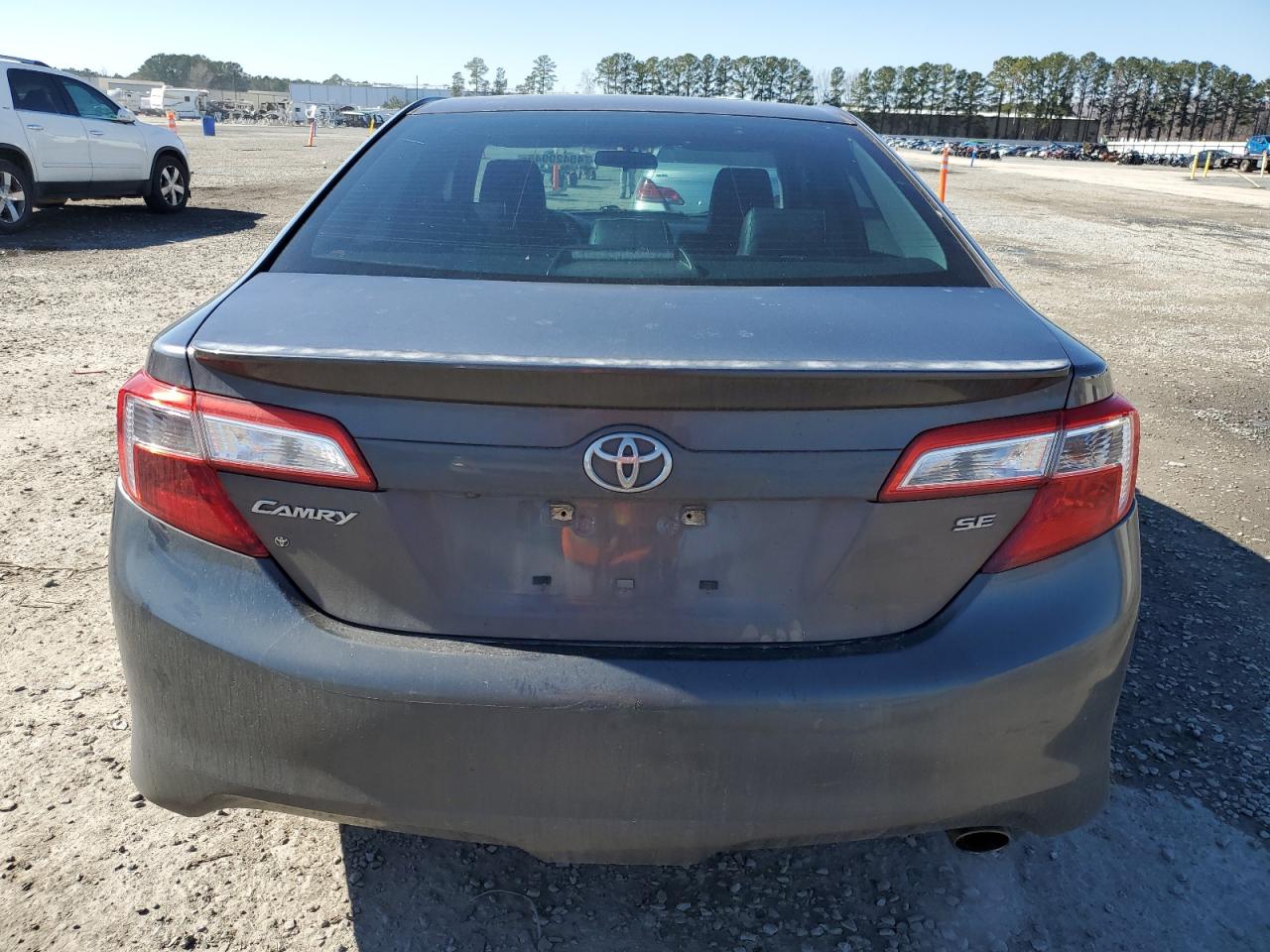 2014 Toyota Camry - Image 6