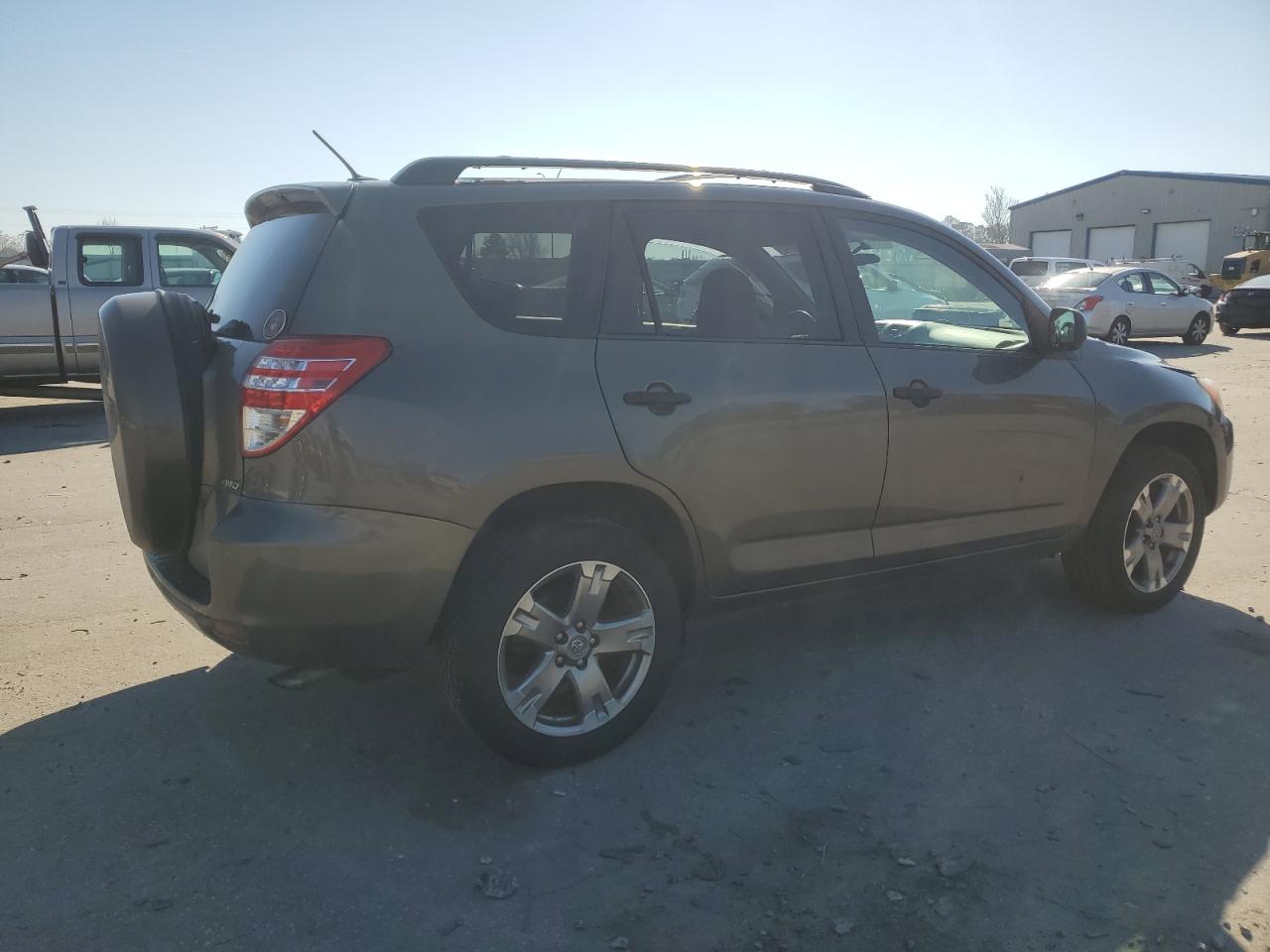 2010 Toyota RAV 4 - Image 3
