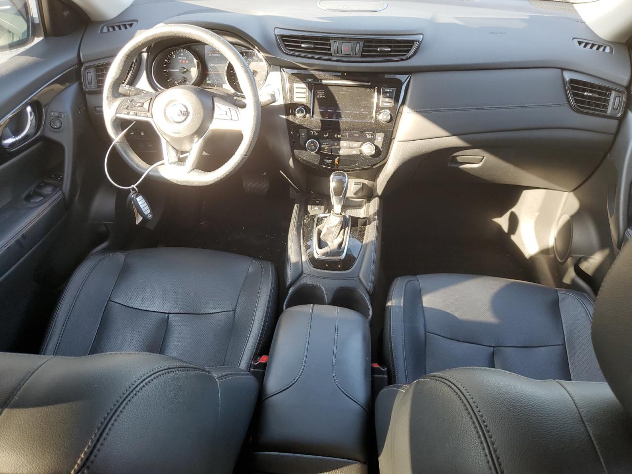 2019 Nissan Rogue - Image 8