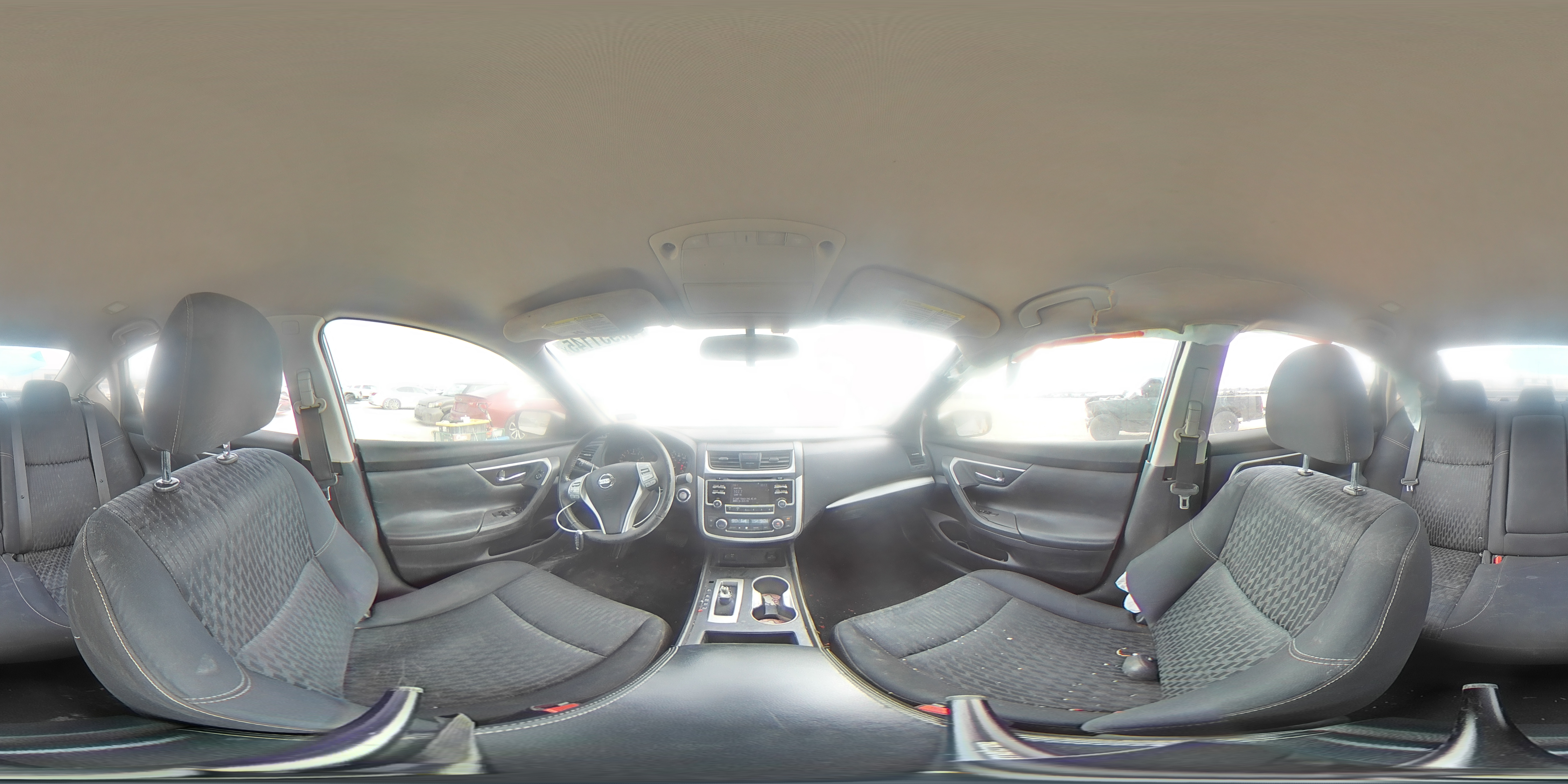 2017 Nissan Altima - Image 12