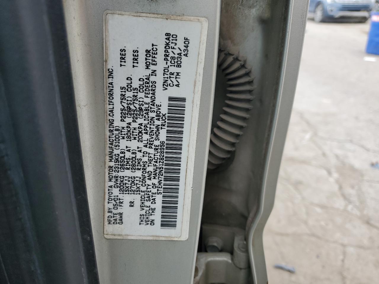 2001 Toyota Tacoma - Image 14