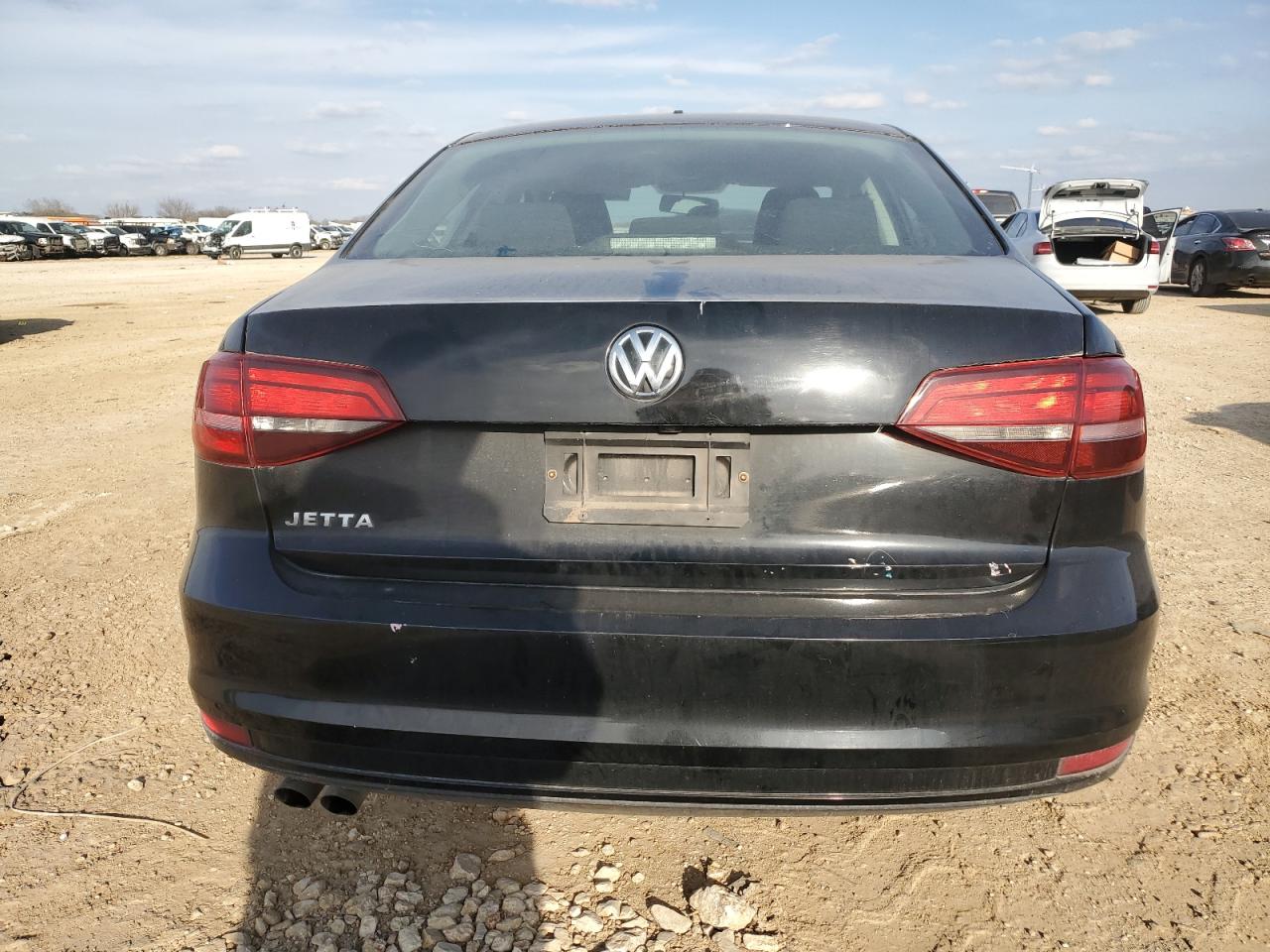 2017 Volkswagen Jetta - Image 6