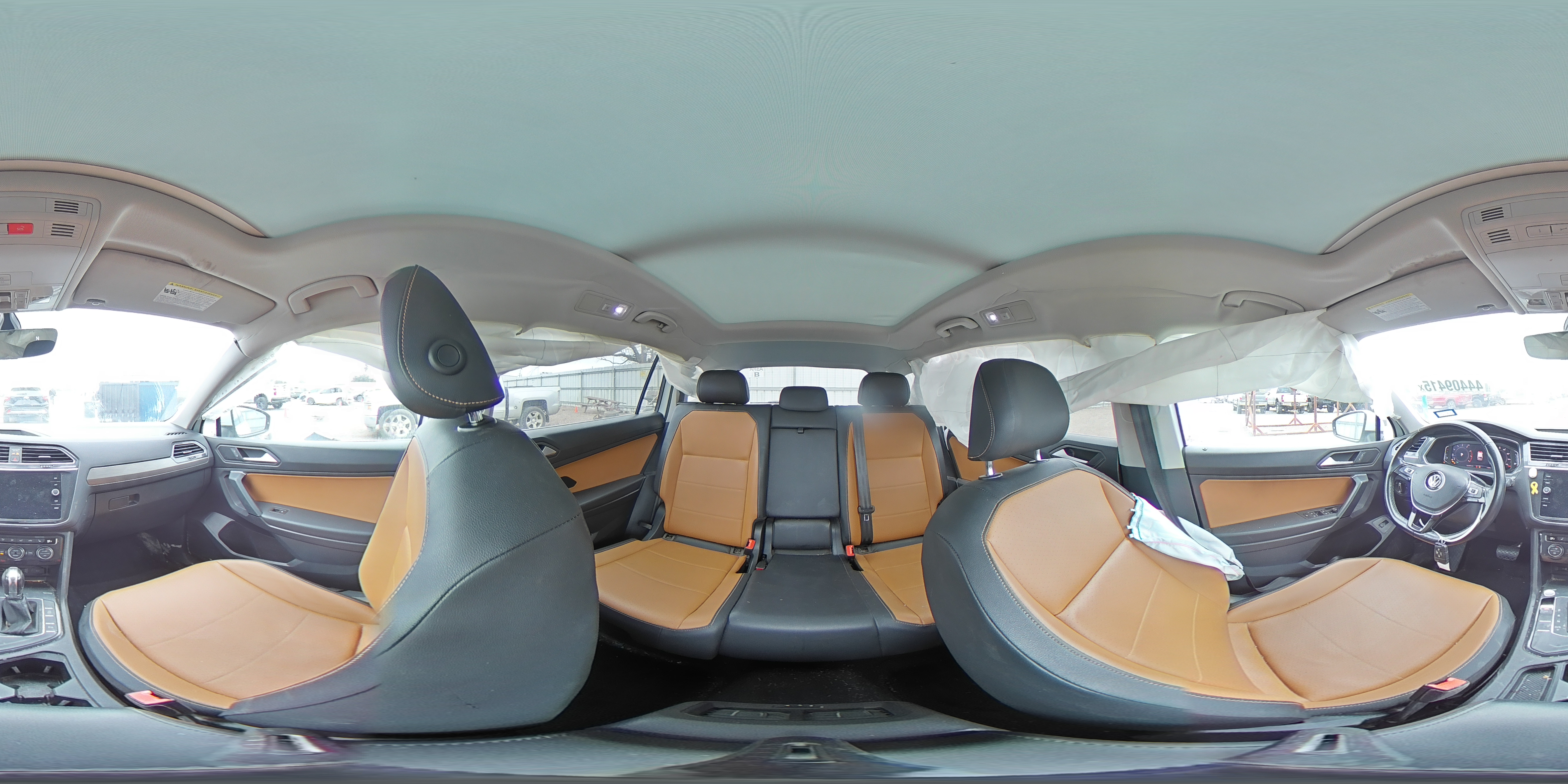 2019 Volkswagen Tiguan - Image 14