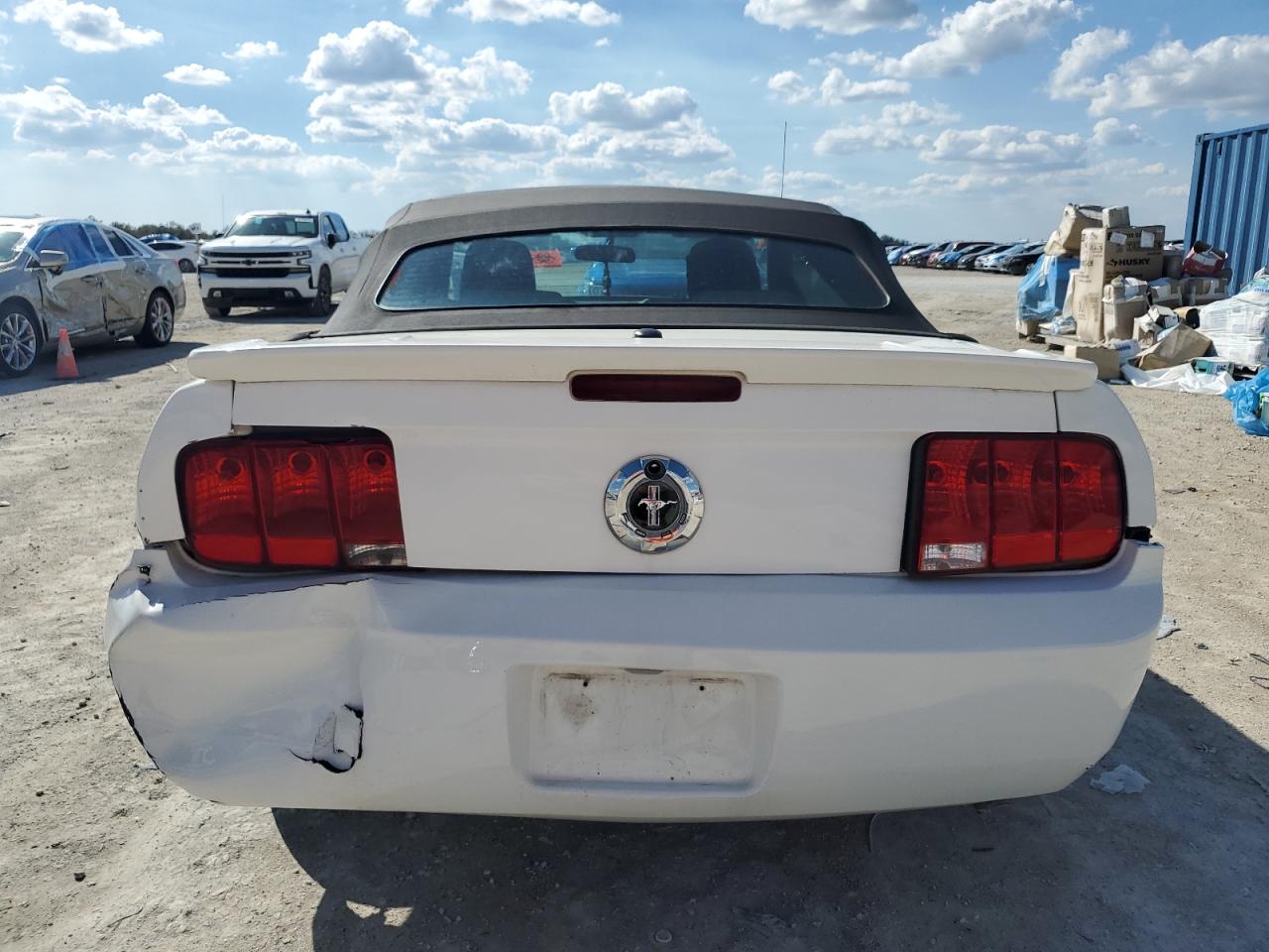 2009 Ford Mustang - Image 6
