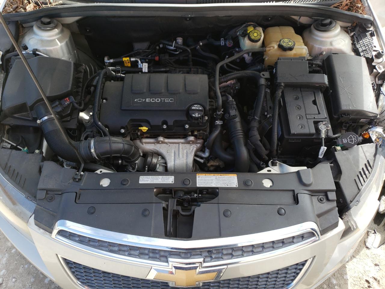 2014 Chevrolet Cruze - Image 12
