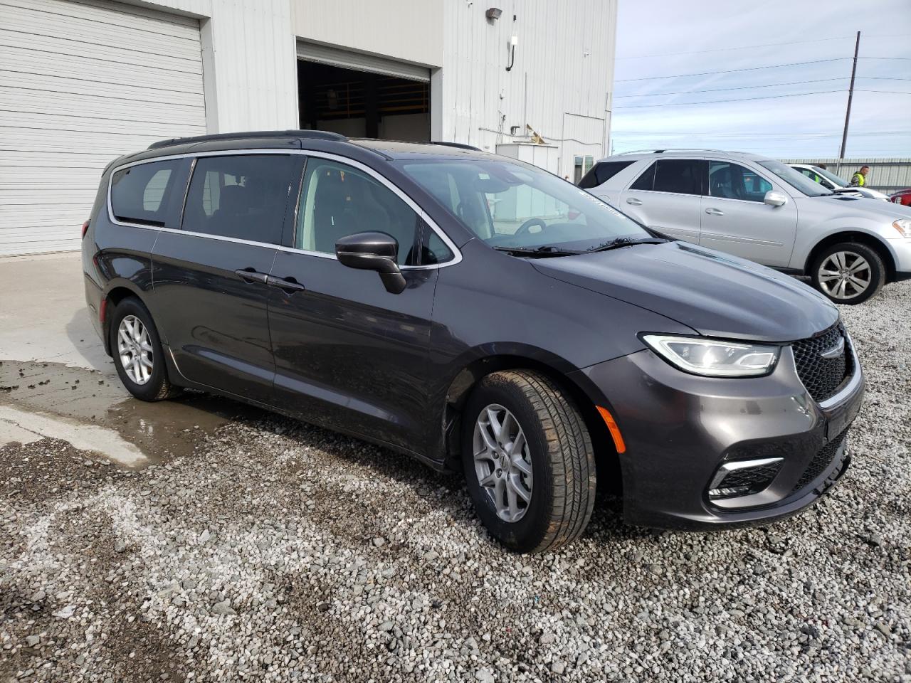 2022 Chrysler Pacifica - Image 4