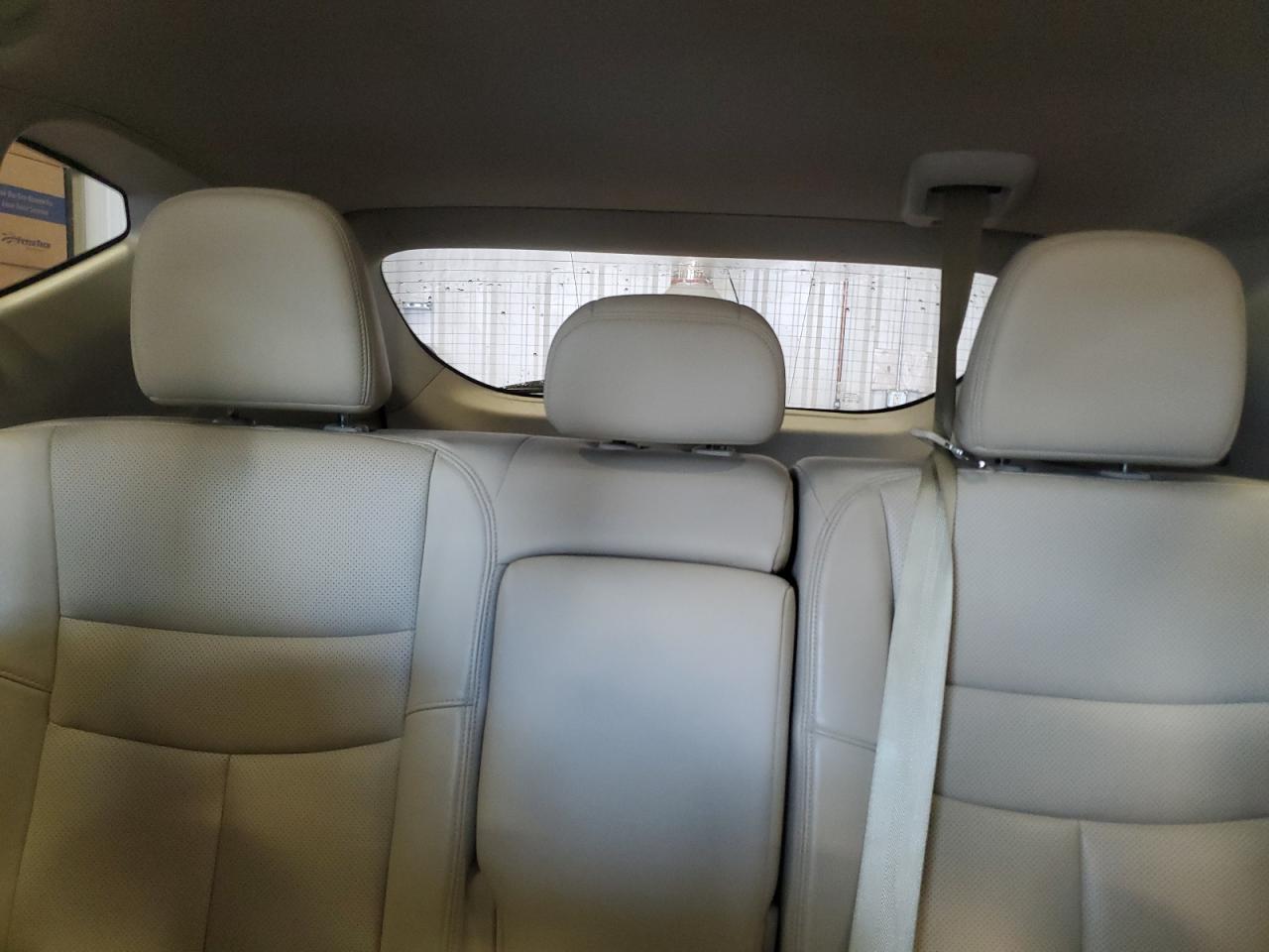 2015 Nissan Murano - Image 10