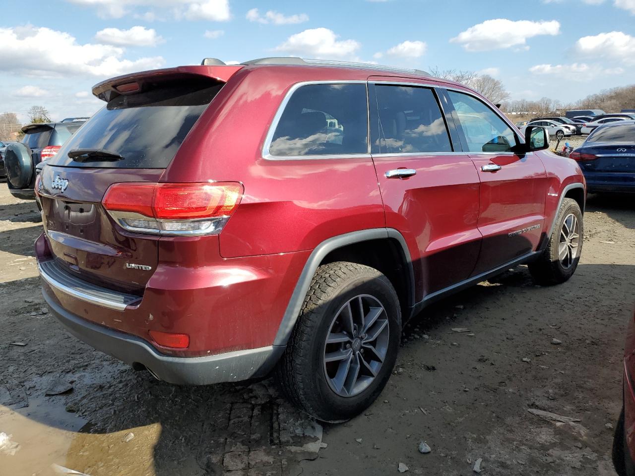 2017 Jeep Grand Cherokee - Image 3