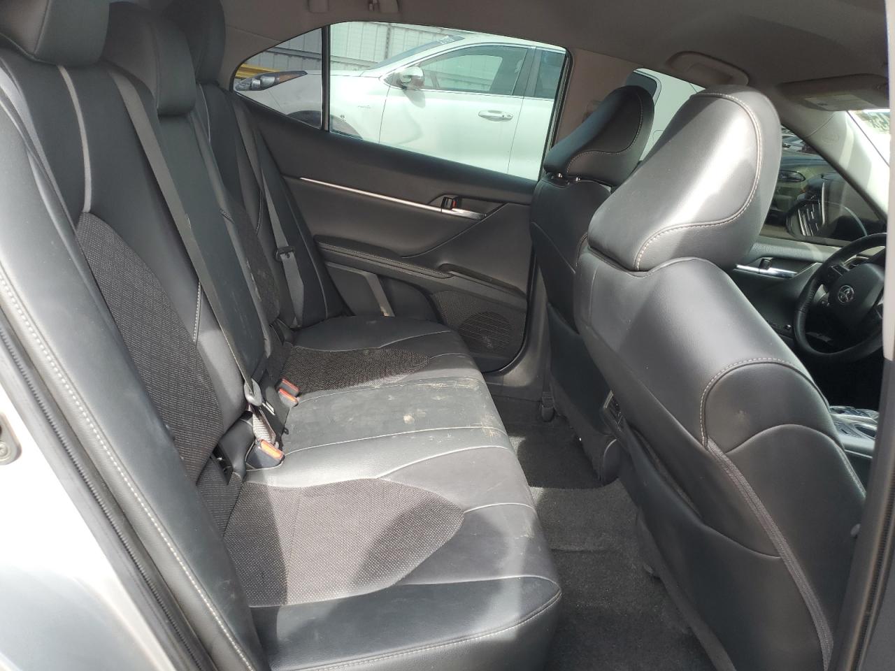 2022 Toyota Camry - Image 10