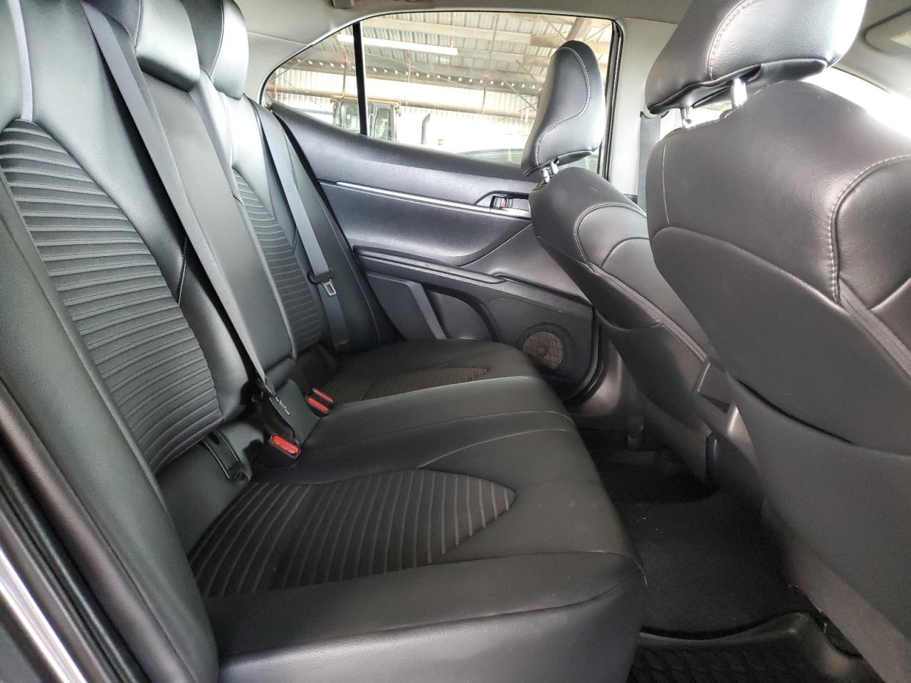 2018 Toyota Camry - Image 10