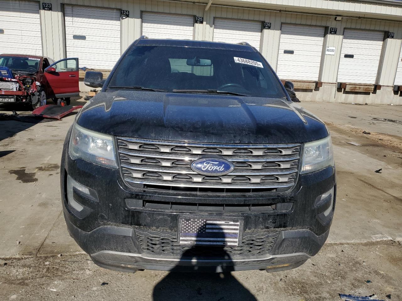 2016 Ford Explorer - Image 5