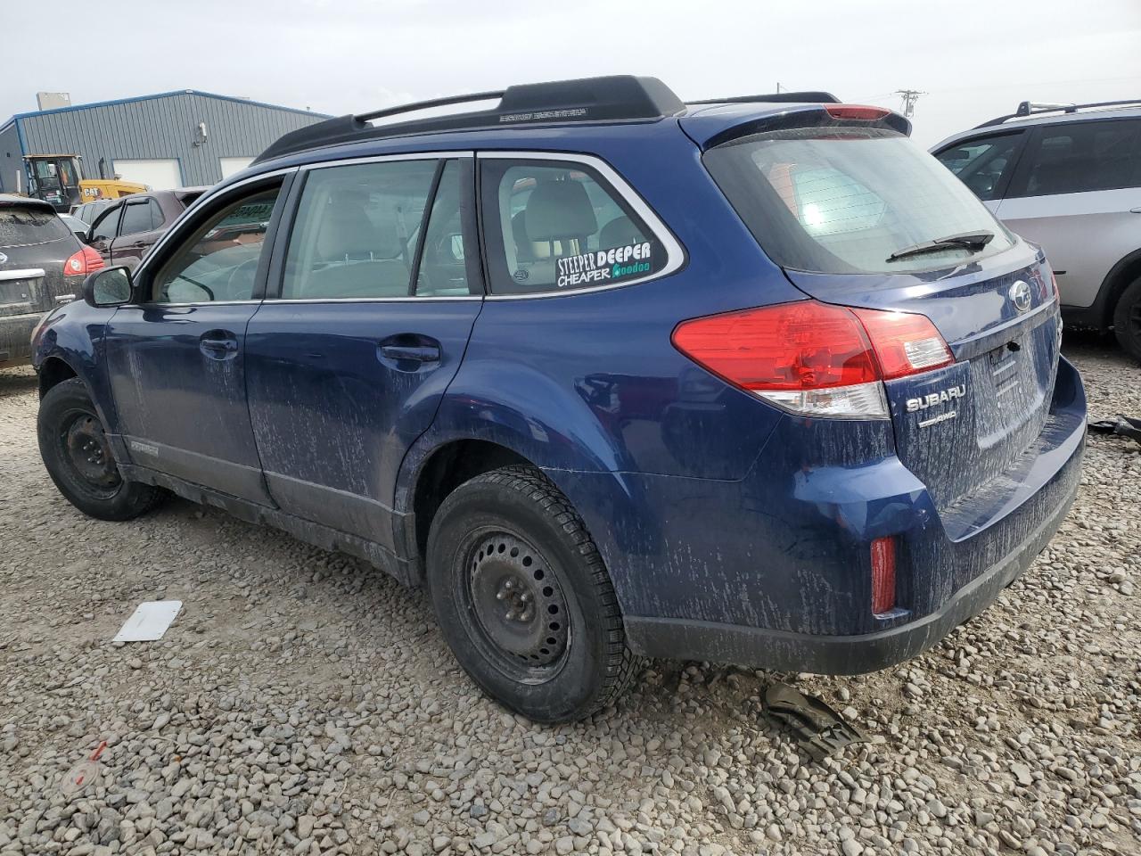 2011 Subaru Outback - Image 2