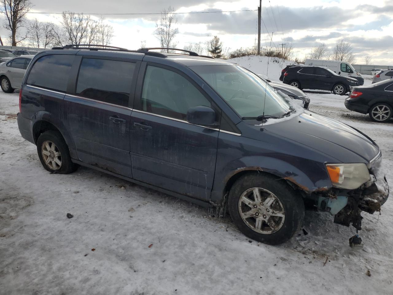2008 Chrysler Town & Country - Image 4