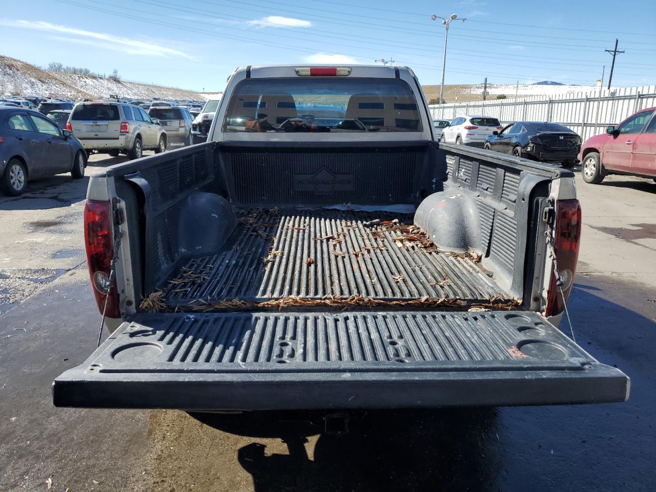 2004 Chevrolet Colorado - Image 6