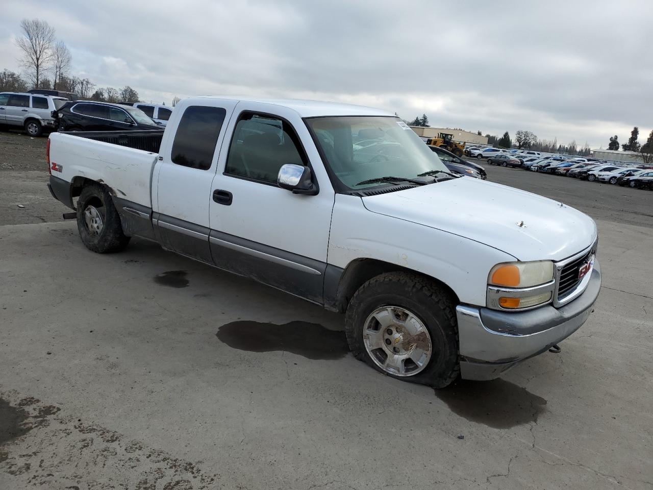 1999 GMC Sierra - Image 4