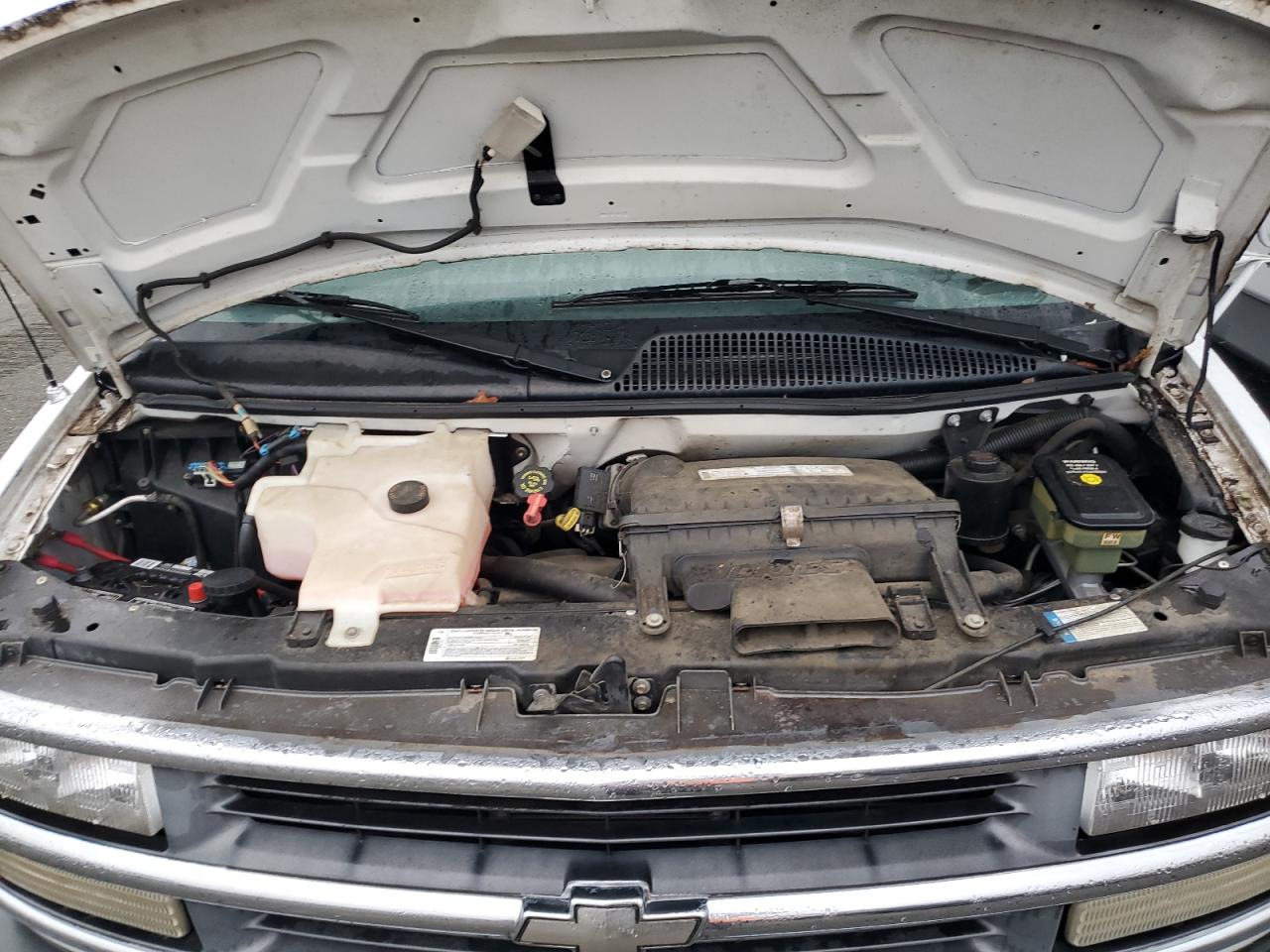 1998 Chevrolet Express - Image 7