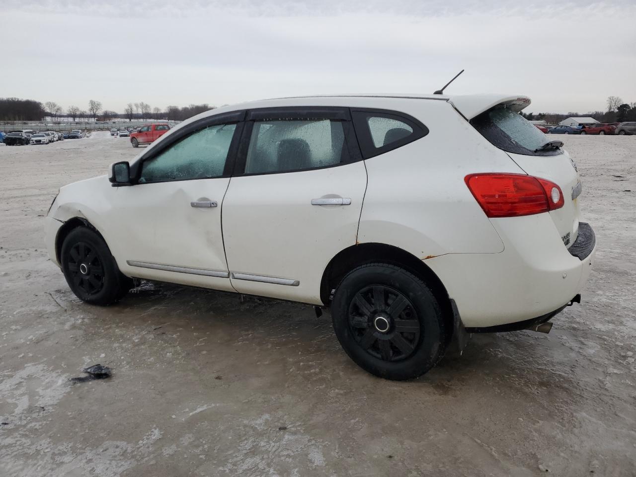 2012 Nissan Rogue - Image 2
