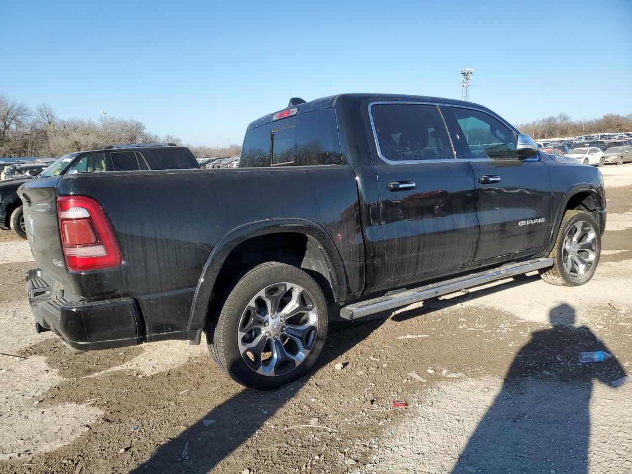 2022 RAM 1500 - Image 3