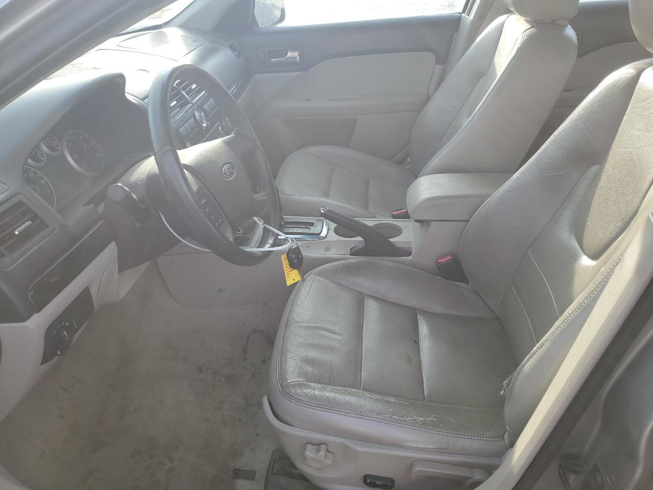 2009 Ford Fusion - Image 7