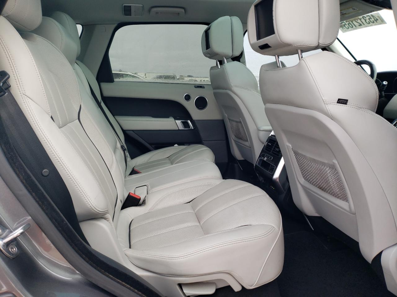 2015 Land Rover Range Rover - Image 11