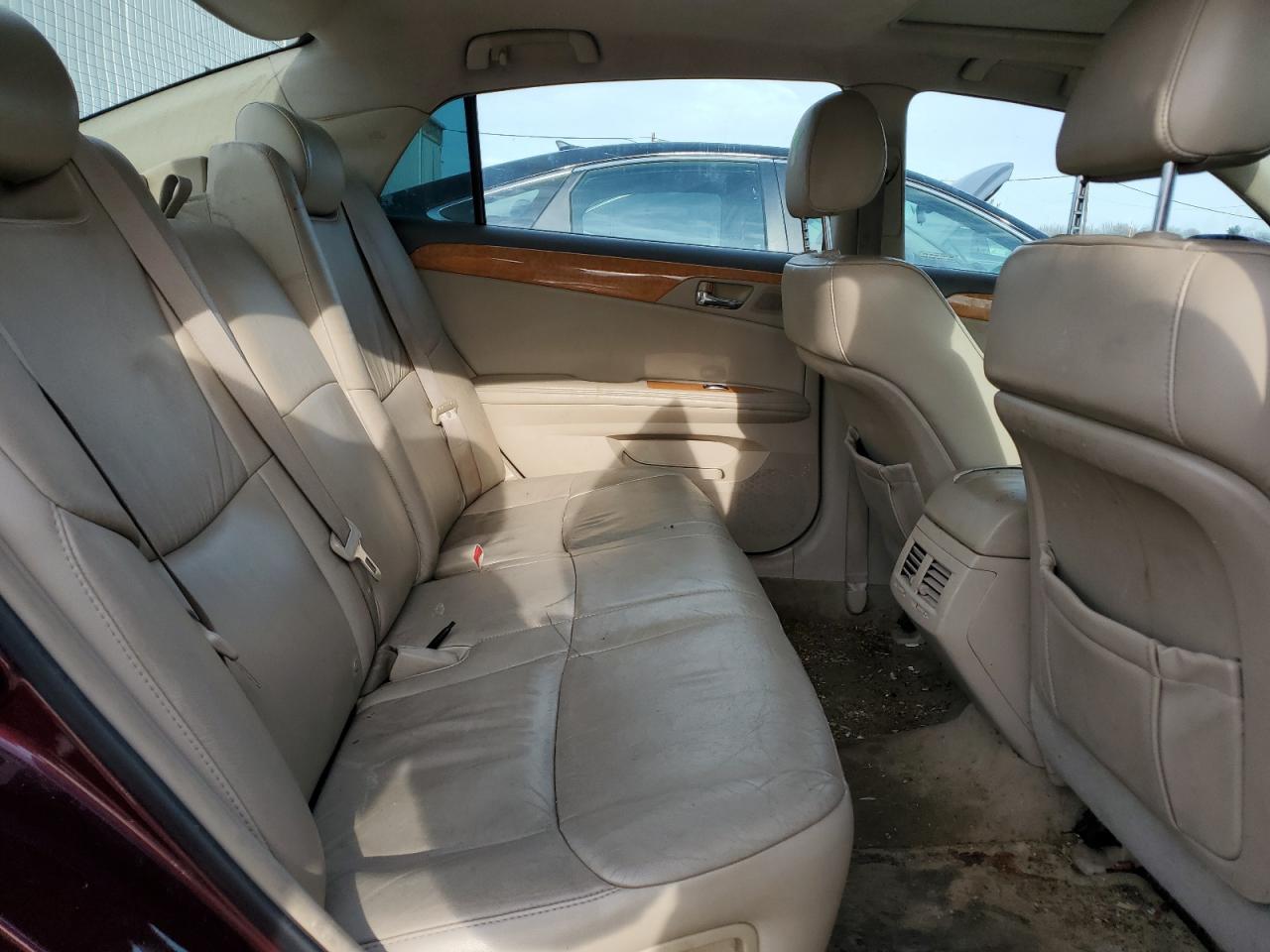 2006 Toyota Avalon - Image 10