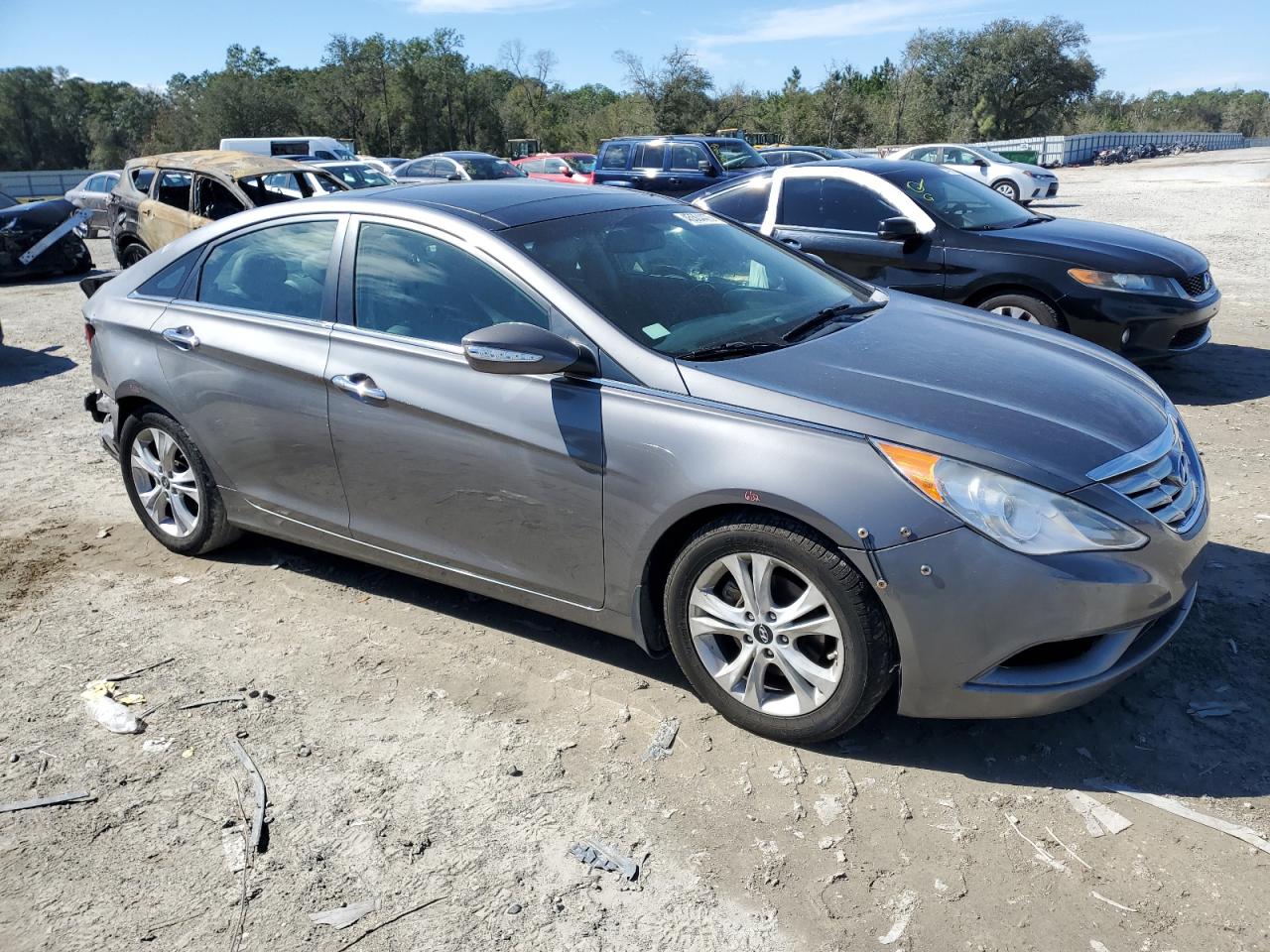 2012 Hyundai Sonata - Image 4