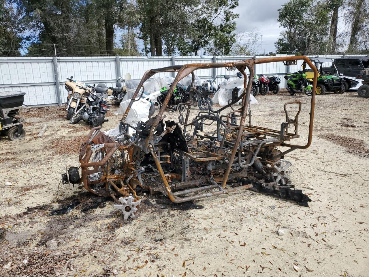 1HFVE04T1H4101053 HONDA SIDEBYSIDE 2017