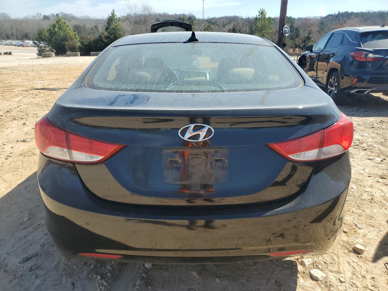 2013 Hyundai Elantra - Image 6
