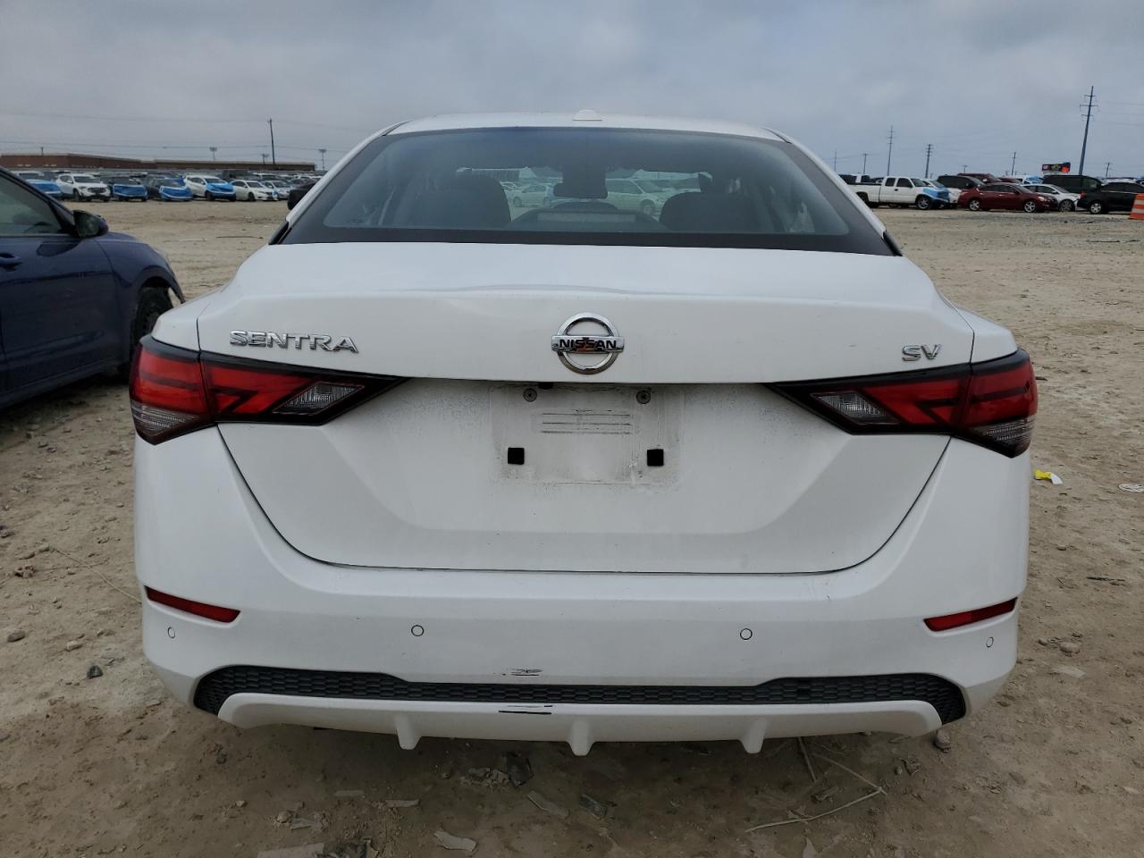 2022 Nissan Sentra - Image 6