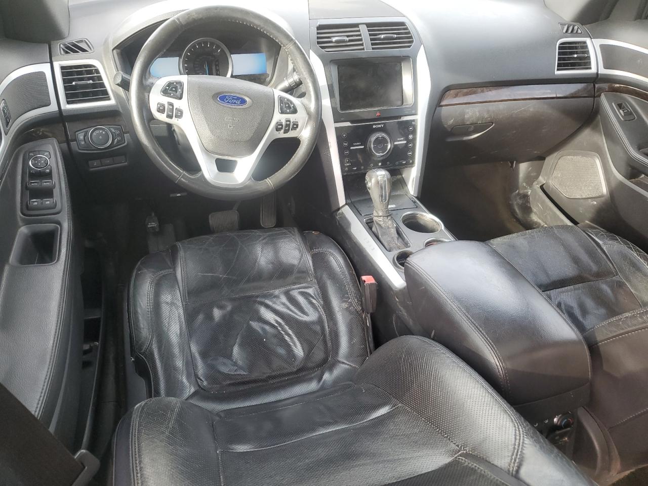 2013 Ford Explorer - Image 8