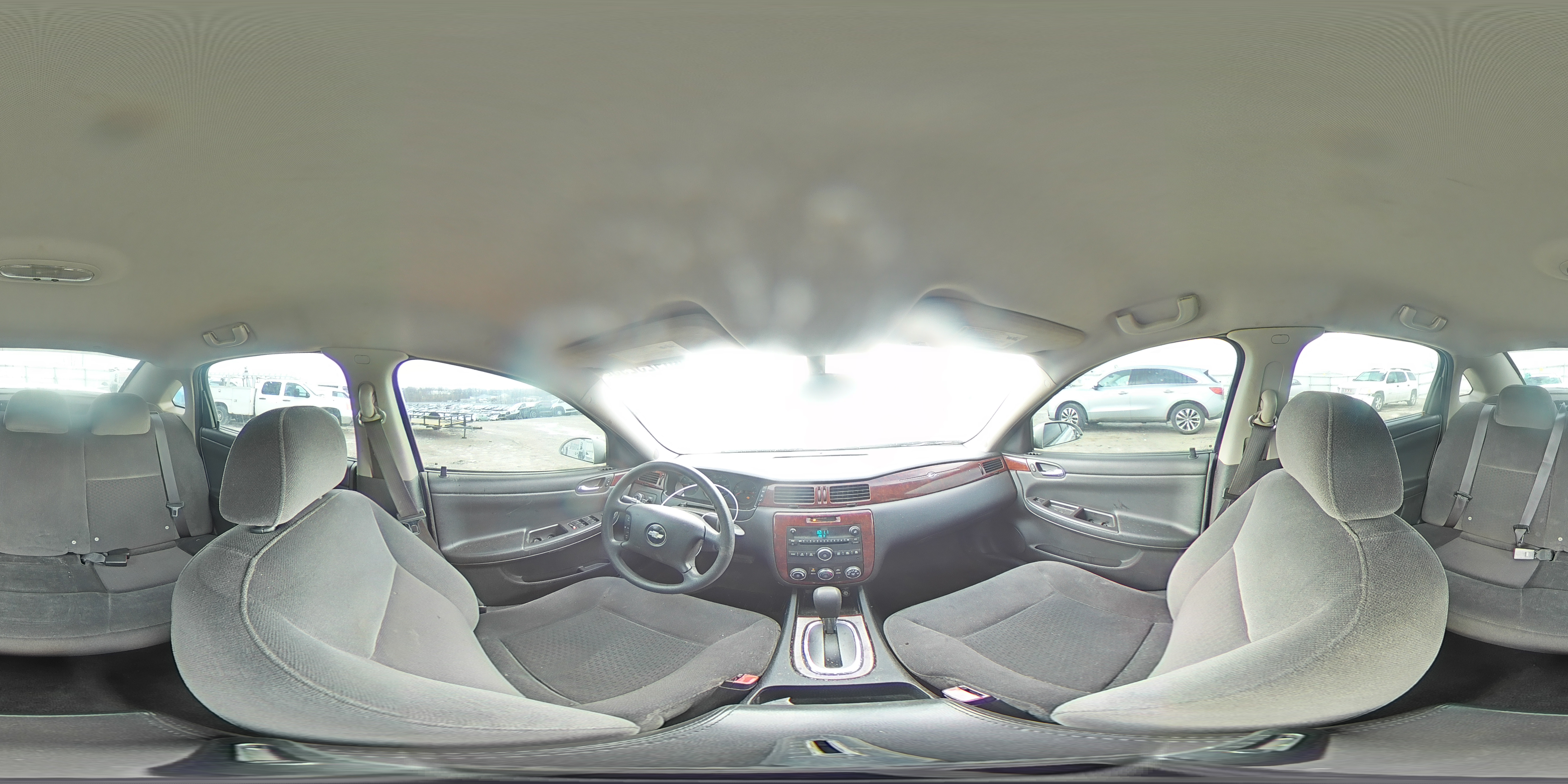 2007 Chevrolet Impala - Image 13
