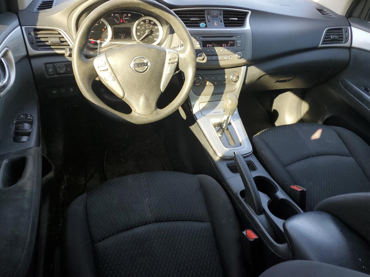 2014 Nissan Sentra - Image 8