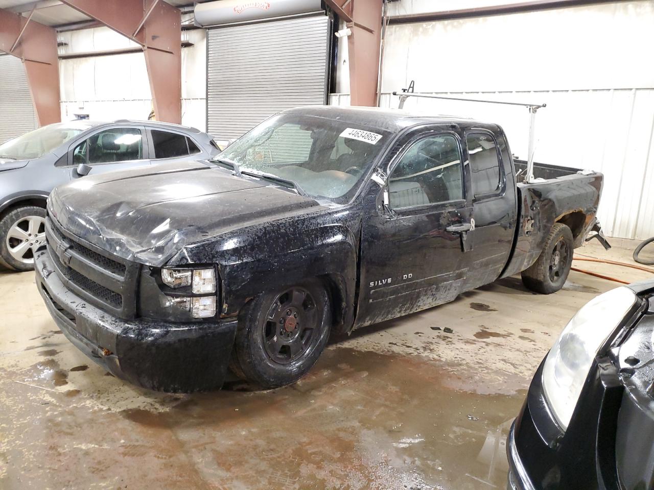 2010 Chevrolet Silverado - Image 1
