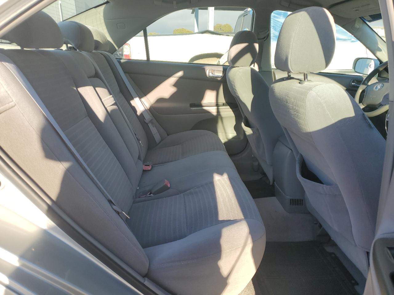 2006 Toyota Camry - Image 10
