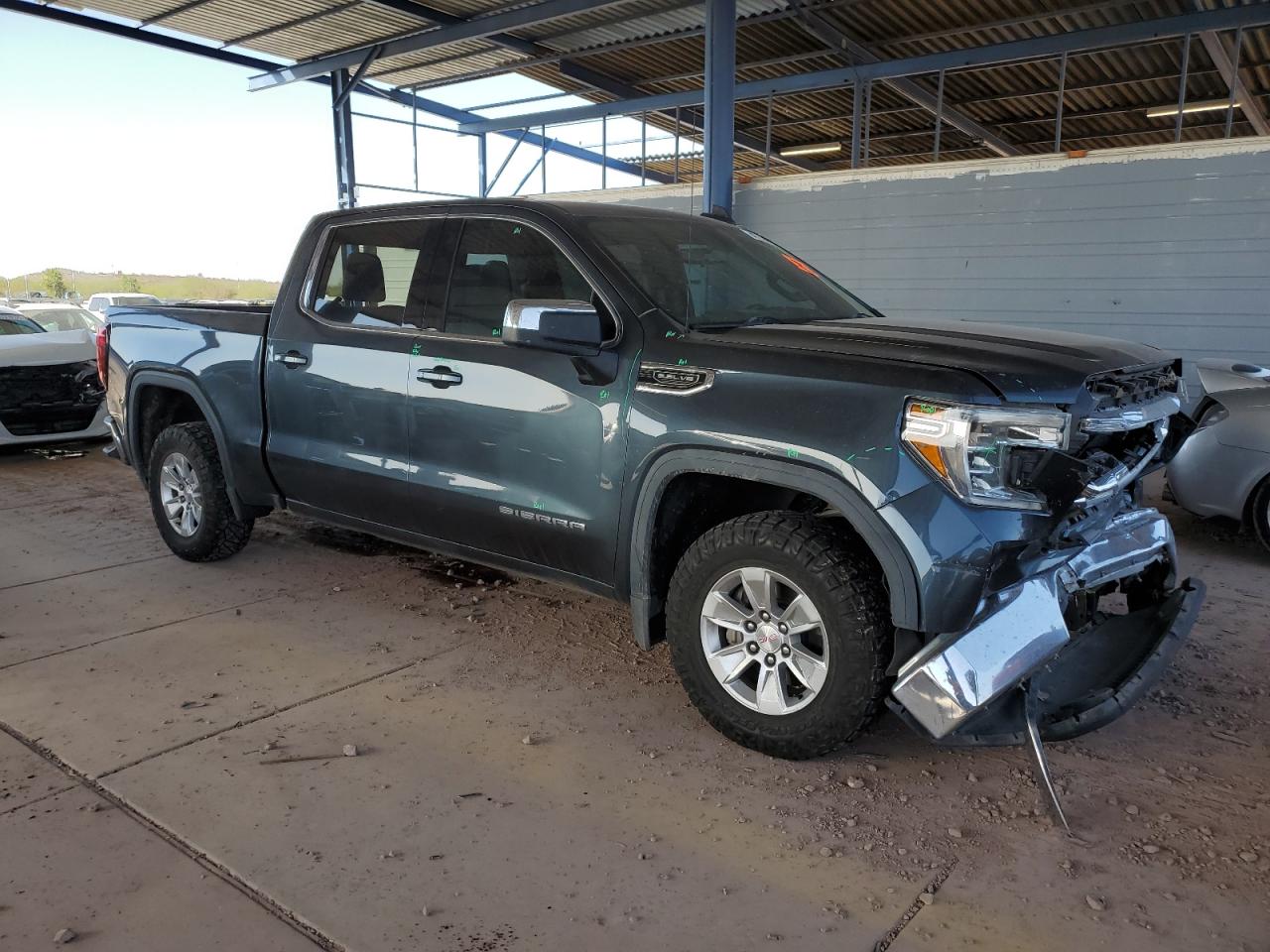 2019 GMC Sierra - Image 4