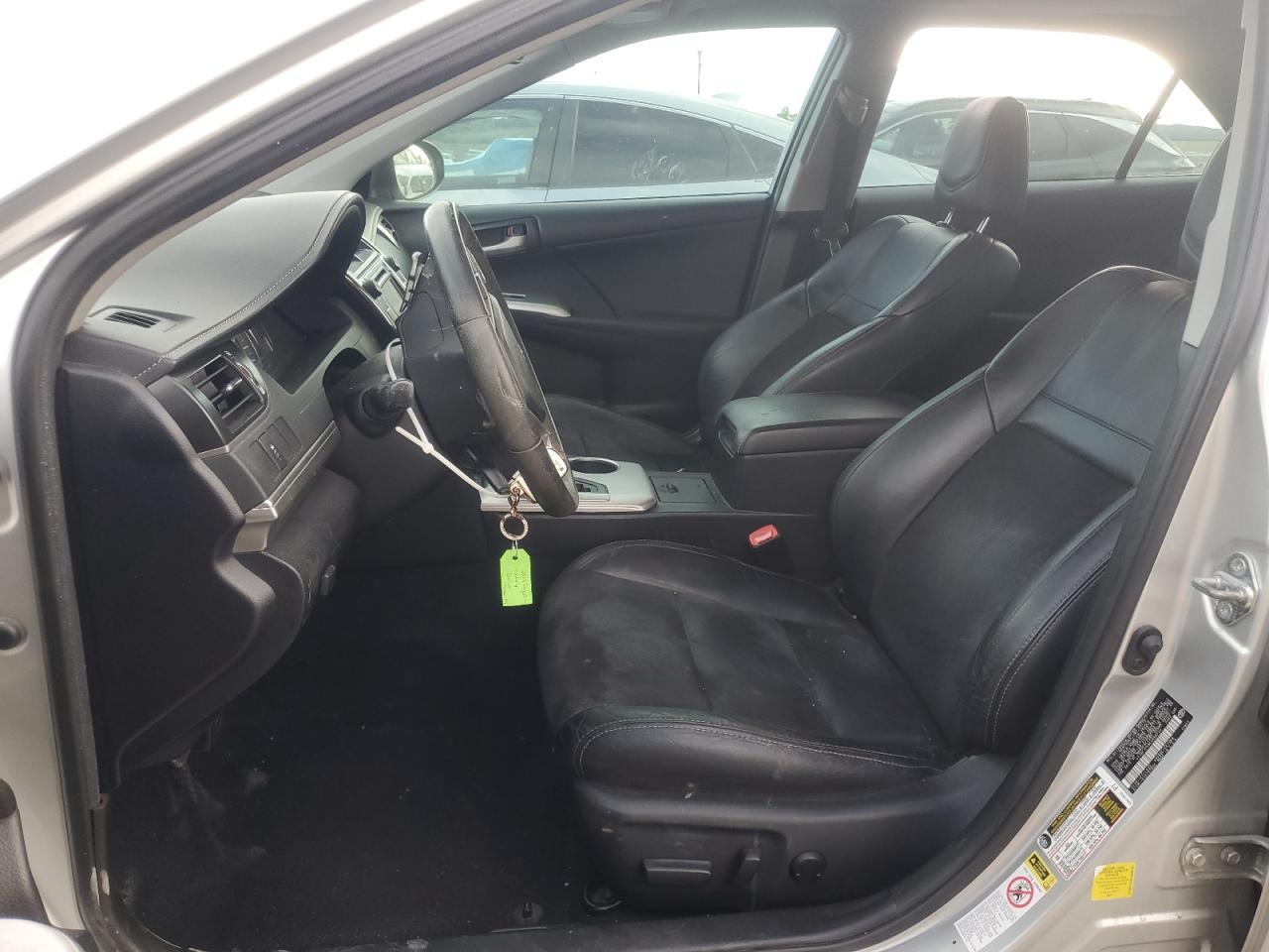 2012 Toyota Camry - Image 7
