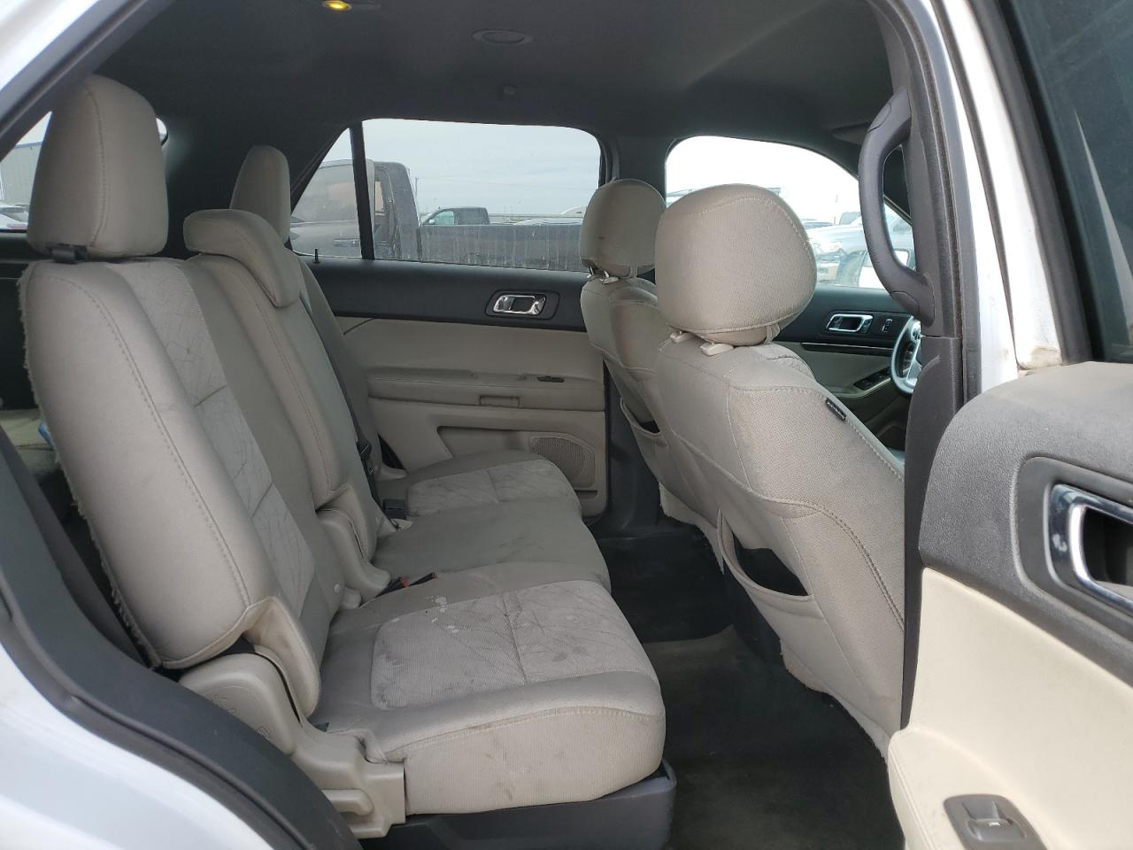 2013 Ford Explorer - Image 11