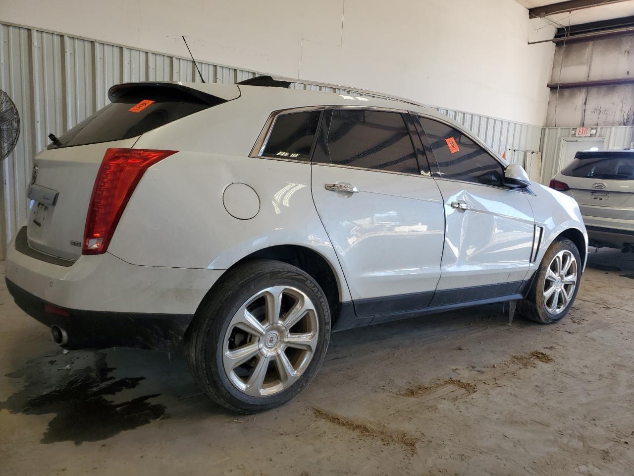2015 Cadillac SRX - Image 3