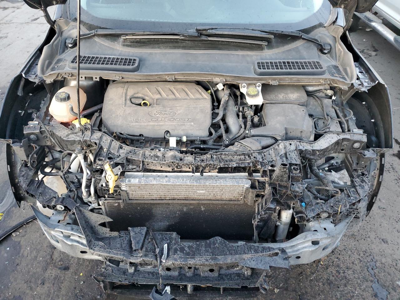 1FMCU9HD2JUD28023 FORD ESCAPE 2018