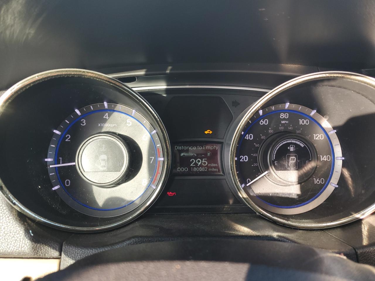2013 Hyundai Sonata - Image 9