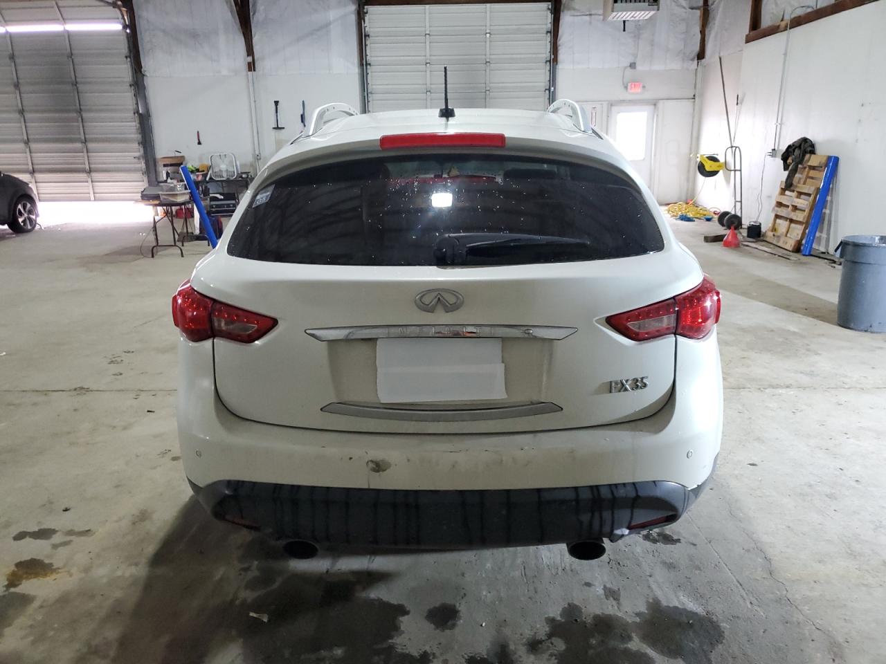 2011 Infiniti FX - Image 6