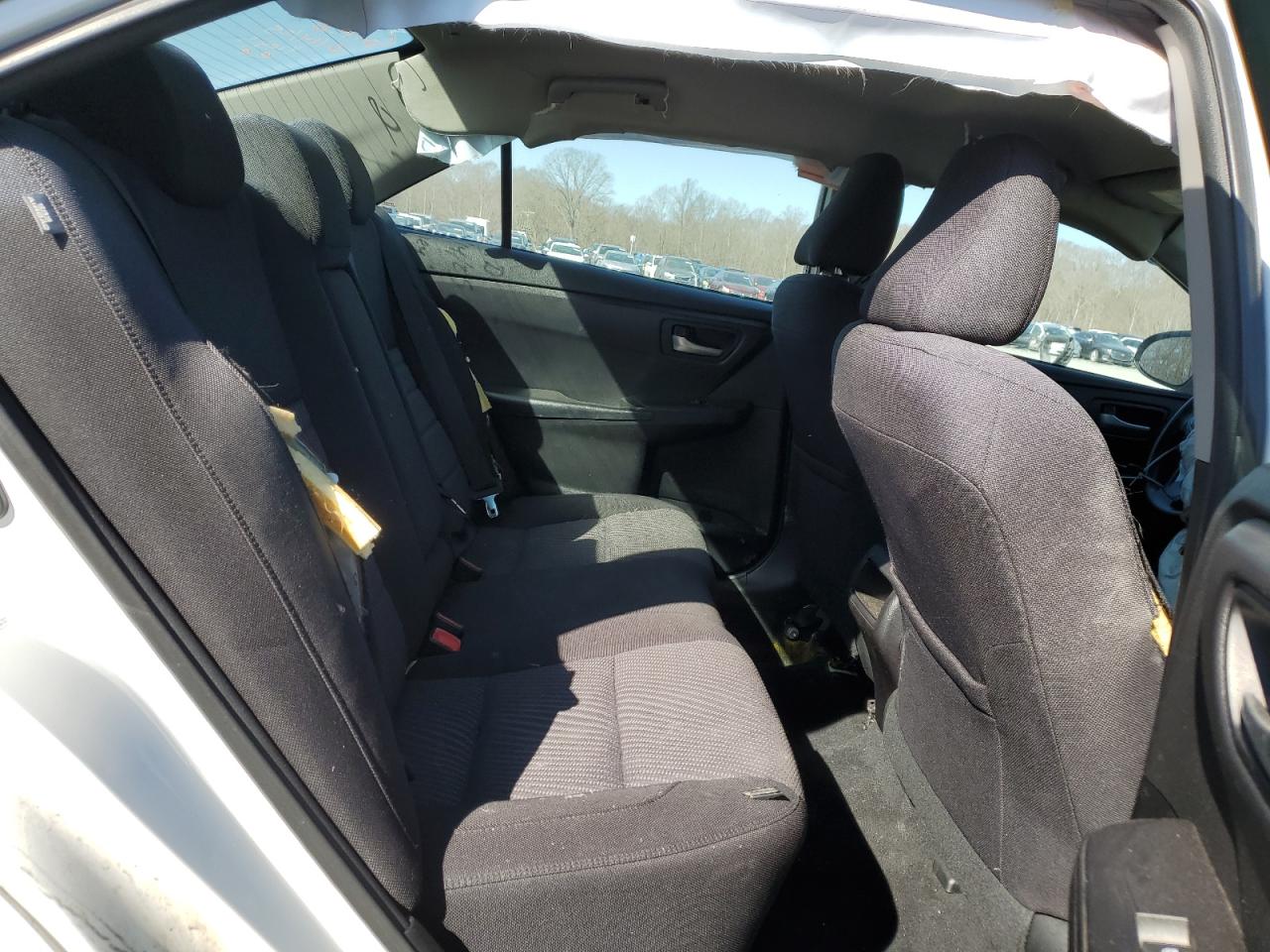 2017 Toyota Camry - Image 11