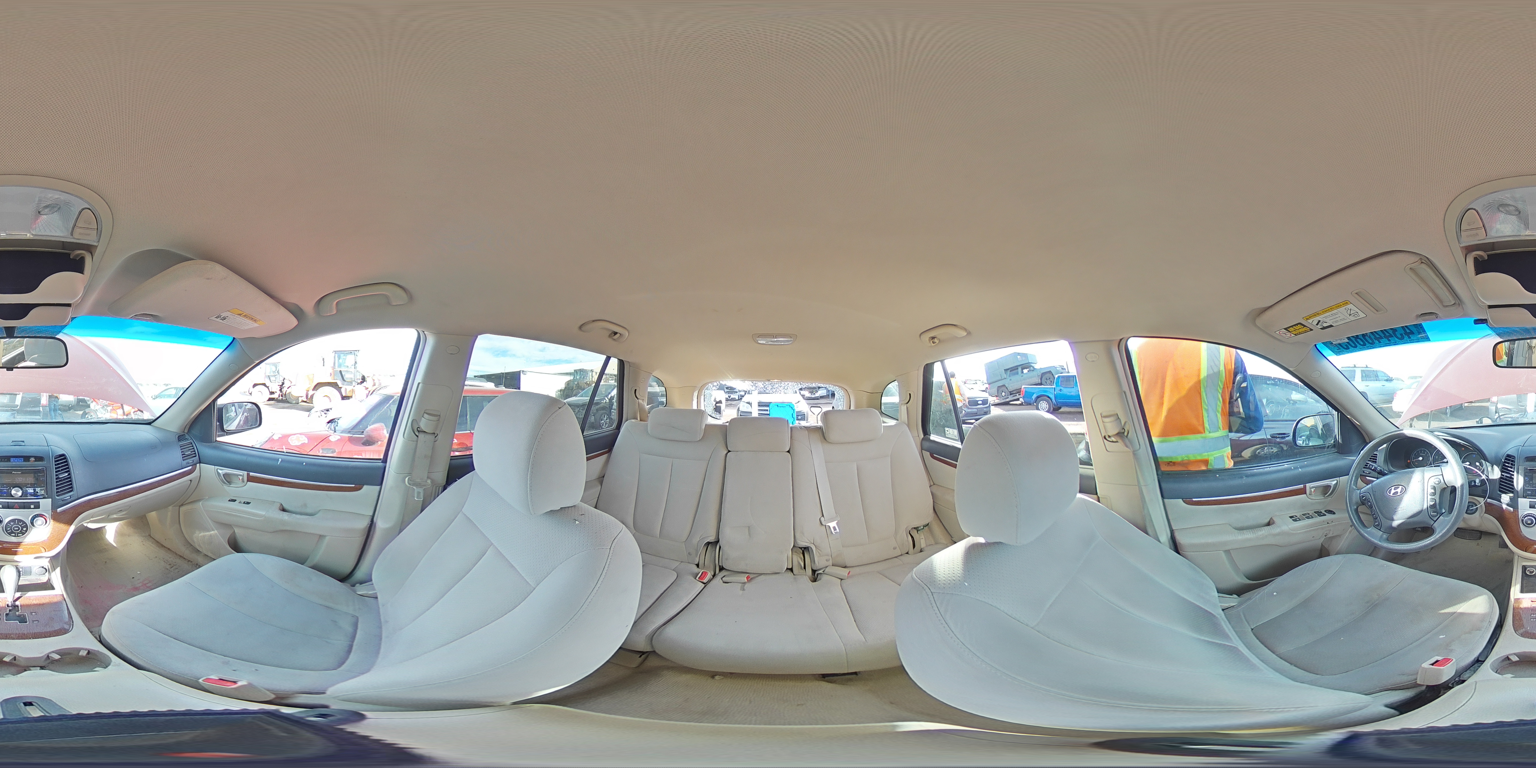 2009 Hyundai Santa Fe - Image 14