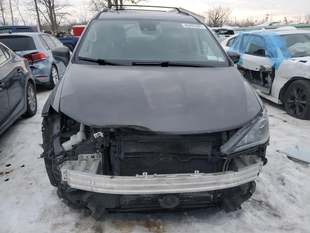 2019 Chrysler Pacifica - Image 5