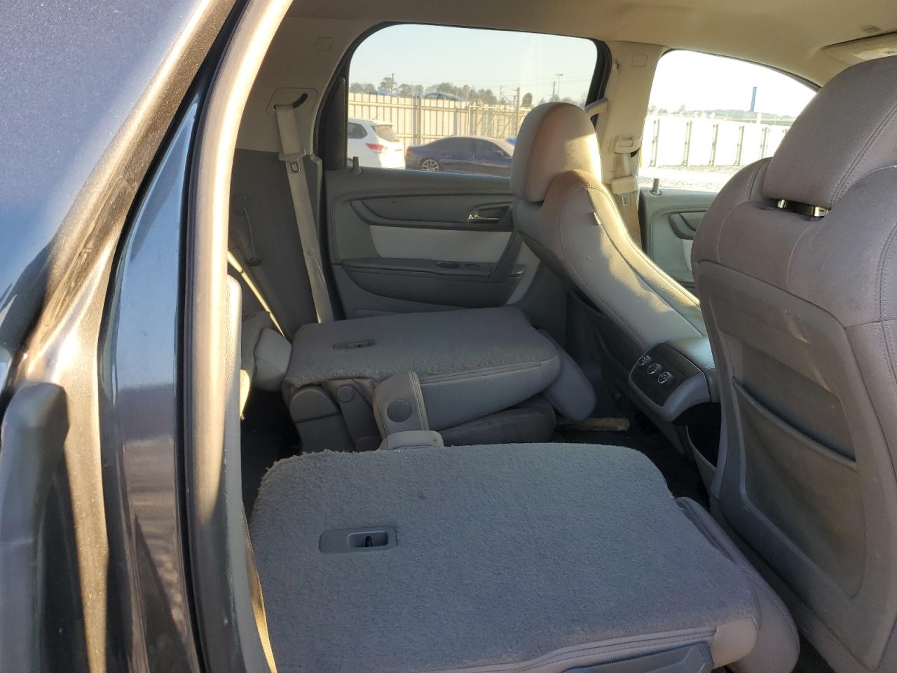 2013 GMC Acadia - Image 10